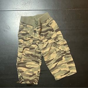Gap baby cargo shorts